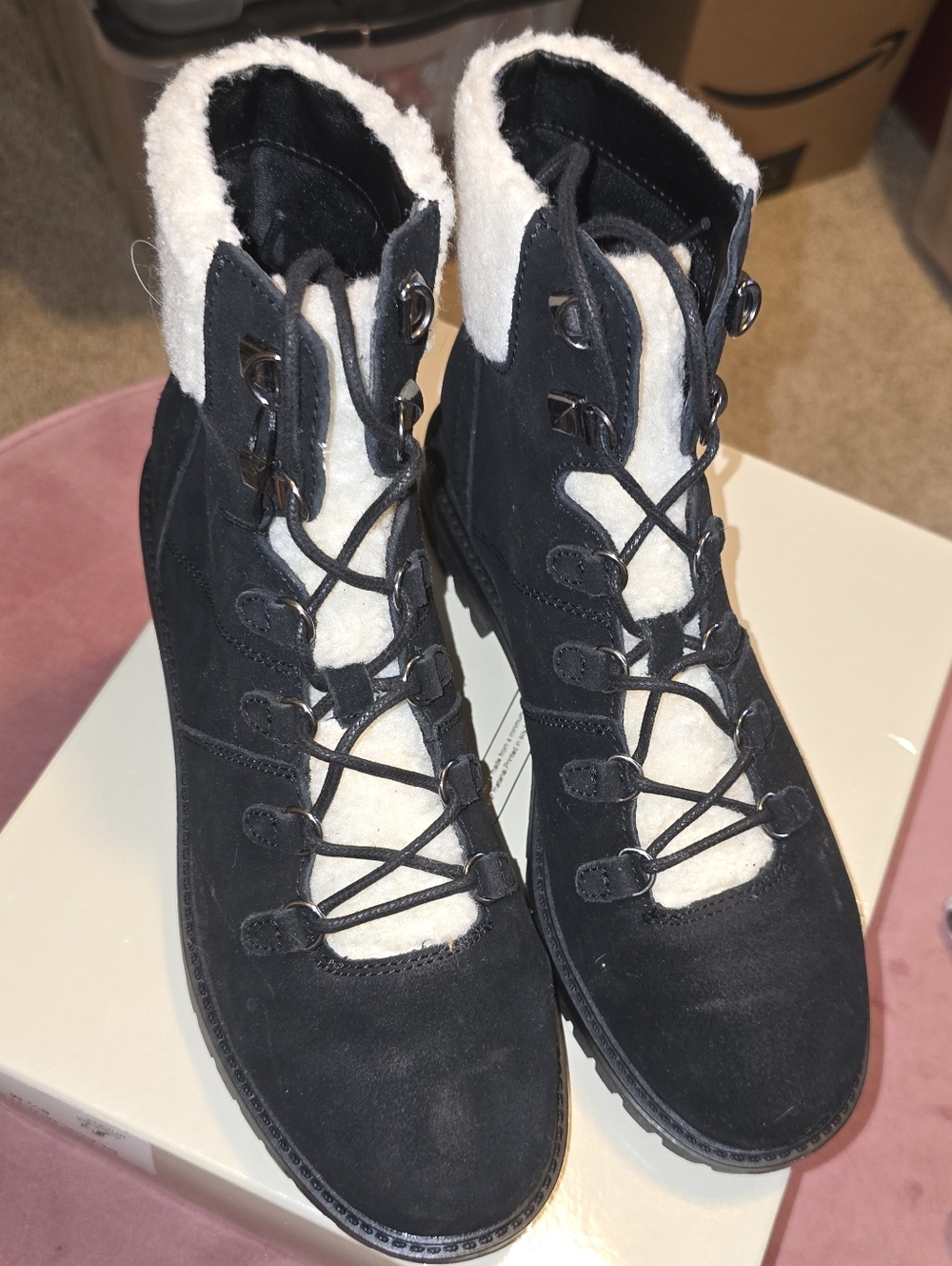 Marc Fisher Hopee Winter Boots Womens Size 8.5 Black Suede Leather Faux Fur Lace